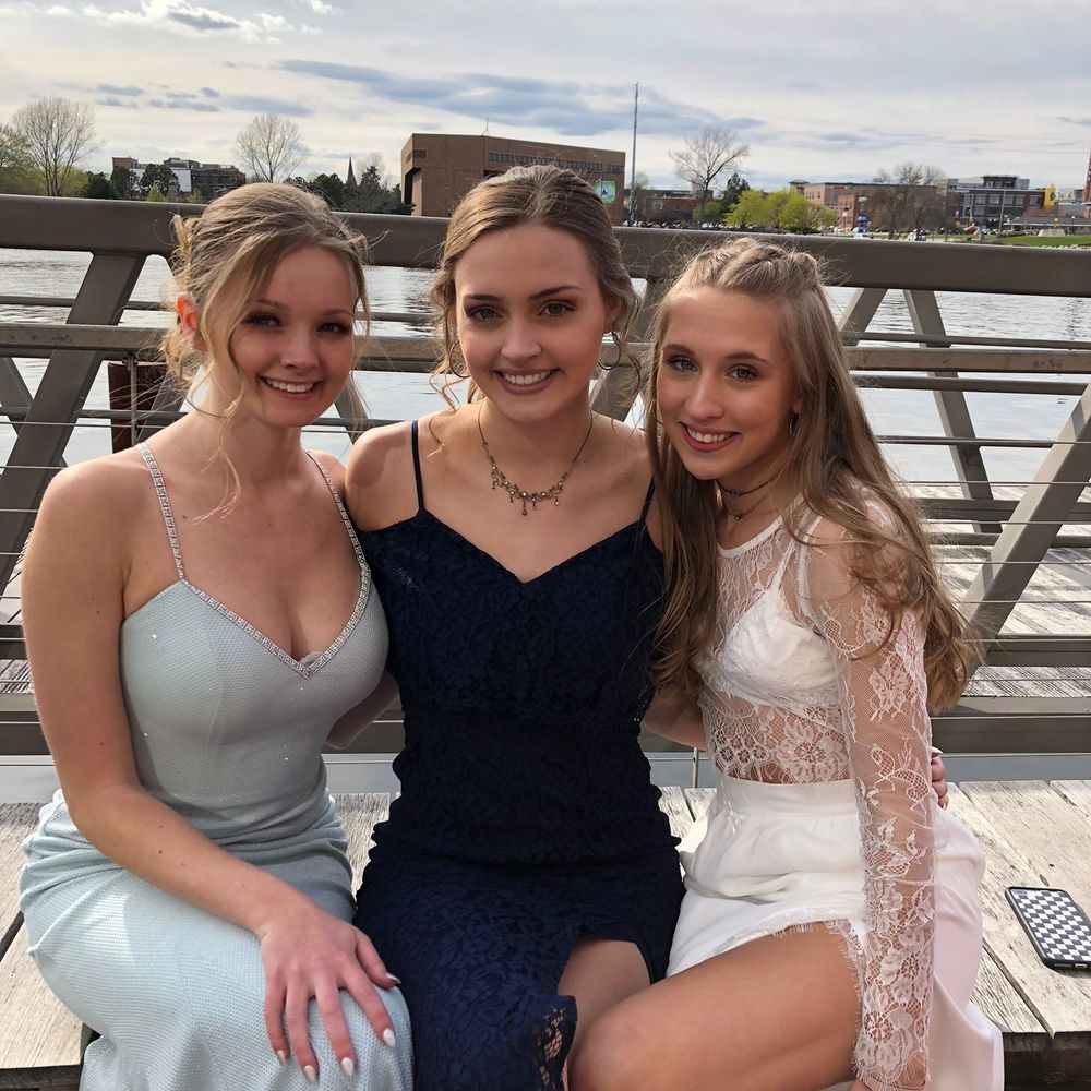 Meet your Posher, Tessa